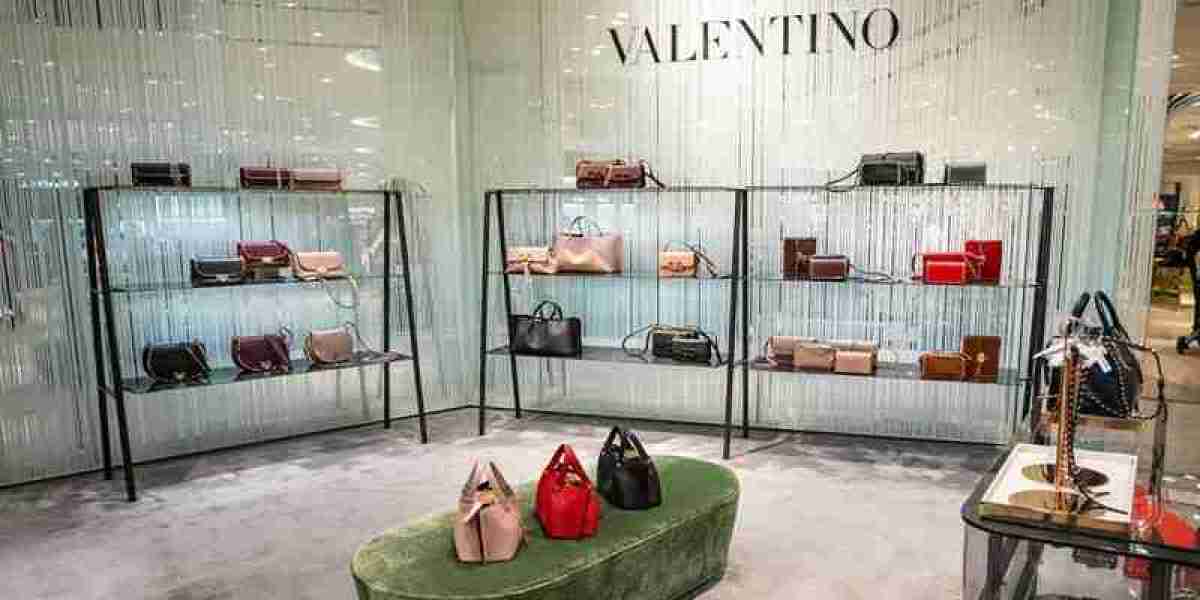 it has a Cheap Valentino Sneakers ladylike sensibility