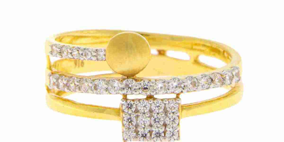 The Timeless Beauty of 22ct Gold Rings: A Guide to Choosing the Perfect Piece